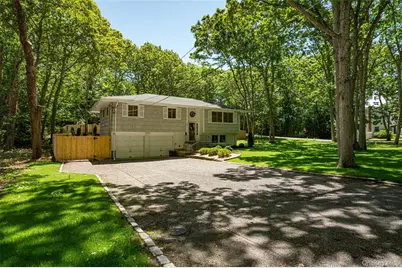 26 Valleywood Road #26, Commack, NY 11725 - Photo 1