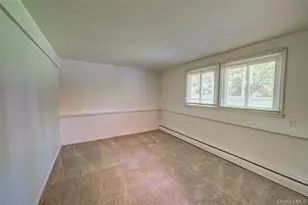 26 Valleywood Rd, Commack, NY 11725 - Photo 12
