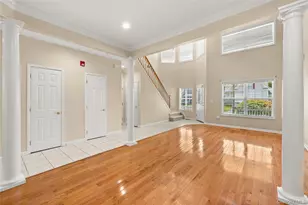 54 Meadow Pond Cir, Miller Place, NY 11764 - Photo 4