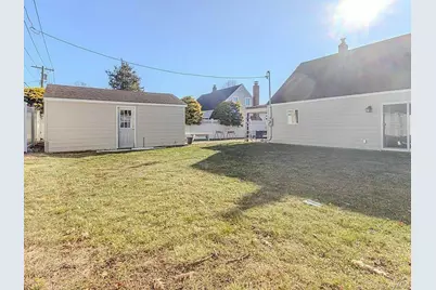 51 Butternut Lane, Levittown, NY 11756 - Photo 18