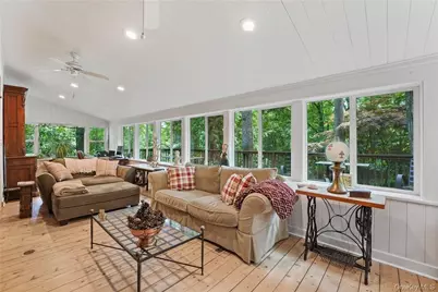 [Address not provided], Bedford Hills, NY 10507 - Photo 6