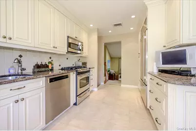 6 Geoffrey Lane, Hewlett, NY 11557 - Photo 6