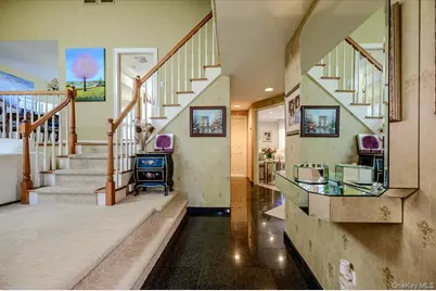 6 Geoffrey Lane, Hewlett, NY 11557 - Photo 2
