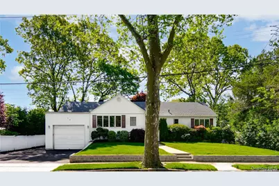 14 Beech Court, Malverne, NY 11565 - Photo 2