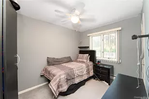 14 Beech Ct, Malverne, NY 11565 - Photo 16