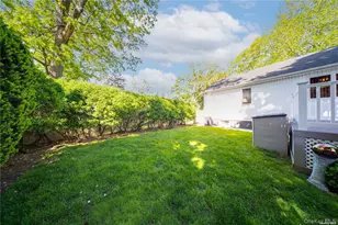 14 Beech Ct, Malverne, NY 11565 - Photo 22