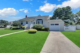 344 Tremont Rd, Lindenhurst, NY 11757 - Photo 26
