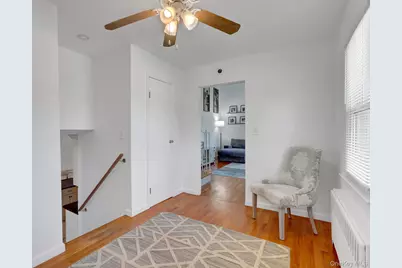 344 Tremont Road, Lindenhurst, NY 11757 - Photo 4