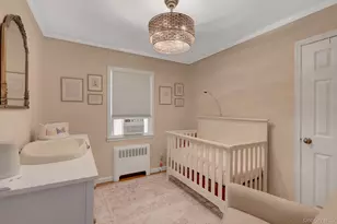 344 Tremont Rd, Lindenhurst, NY 11757 - Photo 18
