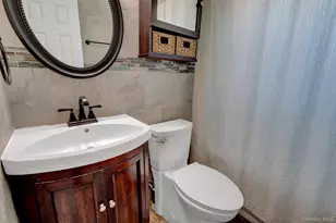 344 Tremont Rd, Lindenhurst, NY 11757 - Photo 20