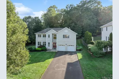 5 Dennis McHugh Court, Tappan, NY 10983 - Photo 4