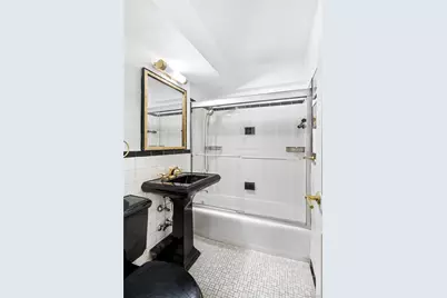 153 E 57th Street #10D, New York, NY 10022 - Photo 4