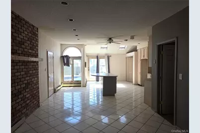 39 Kent Road, Island Park, NY 11558 - Photo 2