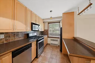 6291 Broadway, Bronx, NY 10471 - Photo 10