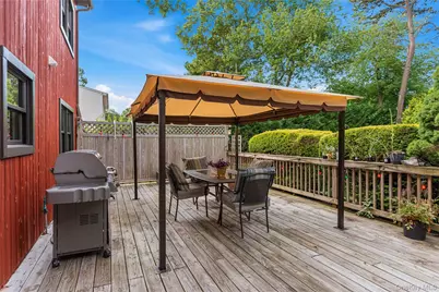 20 Debragga Avenue, East Moriches, NY 11940 - Photo 4