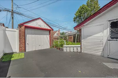125 Sterling Road, Elmont, NY 11003 - Photo 22
