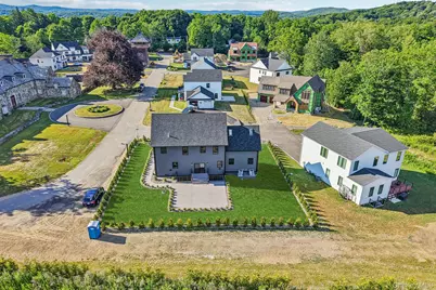 1707 Marie Lane, Mohegan Lake, NY 10547 - Photo 4