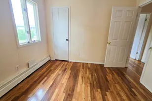 4 Broadfield Pl, Glen Cove, NY 11542 - Photo 16