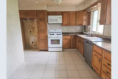 4 Broadfield Place, Glen Cove, NY 11542 - Photo 22