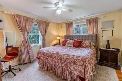 267 Hill Street, Mineola, NY 11501 - Photo 10