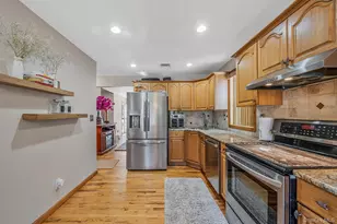 37 Champlin St, Ronkonkoma, NY 11779 - Photo 16