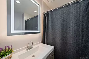 37 Champlin St, Ronkonkoma, NY 11779 - Photo 22