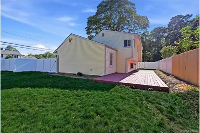 29 Henry Avenue, Selden, NY 11784 - Photo 24
