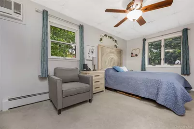 522 Amsterdam Avenue, Patchogue, NY 11772 - Photo 14