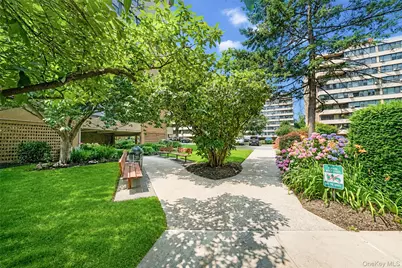162-31 9th Avenue #7D, Whitestone, NY 11357 - Photo 2