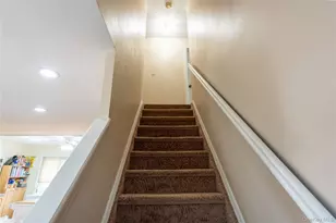 81 Montgomery Ave, Oceanside, NY 11572 - Photo 18