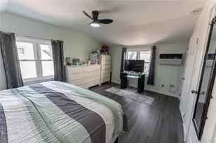 81 Montgomery Ave, Oceanside, NY 11572 - Photo 24