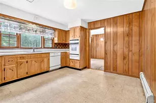 2 Laura Ln, Spring Valley, NY 10977 - Photo 20