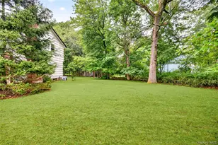 2 Laura Ln, Spring Valley, NY 10977 - Photo 48