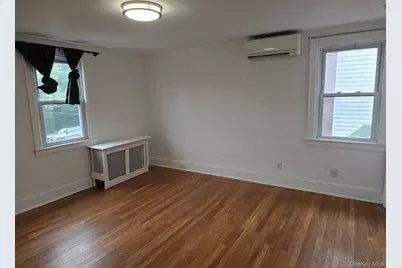 267 Plainfield Avenue #2F, Floral Park, NY 11001 - Photo 8