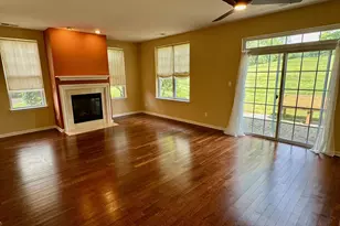 8 Green Ct, Middletown, NY 10940 - Photo 10