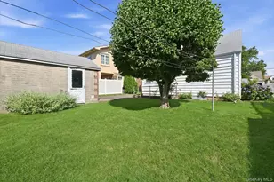 27 Plymouth Ave, Mineola, NY 11501 - Photo 20