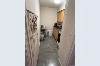 194 Smith Street #1M, Freeport, NY 11520 - Photo 8