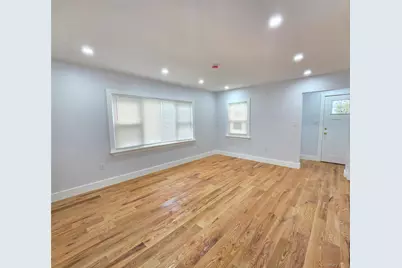 21624 132nd Avenue, Jamaica, NY 11413 - Photo 2