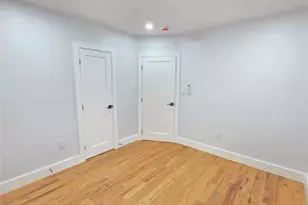 216-24 132nd Ave, Jamaica, NY 11413 - Photo 8