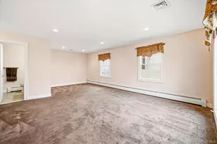 948 Cathedral Ave, Franklin Square, NY 11010 - Photo 16