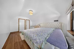 170-19 Pidgeon Meadow Rd, Fresh Meadows, NY 11365 - Photo 22