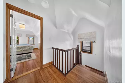 17019 Pidgeon Meadow Road, Fresh Meadows, NY 11365 - Photo 20