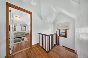 170-19 Pidgeon Meadow Rd, Fresh Meadows, NY 11365 - Photo 20