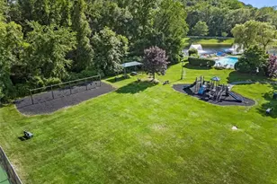 1404 Scarborough Dr, Brewster, NY 10509 - Photo 36