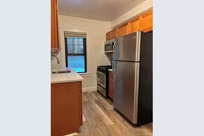 44 Oakwood Road #1E, Huntington, NY 11743 - Photo 6