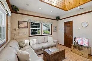 1621 Madison Ave, West Islip, NY 11795 - Photo 12