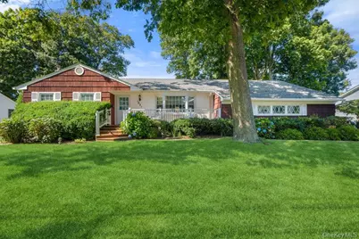 1621 Madison Avenue, West Islip, NY 11795 - Photo 1