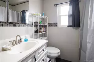 47-24 168th St, Flushing, NY 11358 - Photo 10