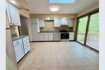 709 Bloomingburg Road, Wallkill, NY 10940 - Photo 2