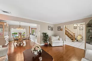 63 Woodview Ln, Centereach, NY 11720 - Photo 6